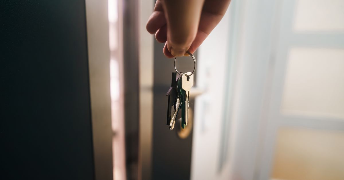 car key cutting machine — Eco Clean Locksmith & Keys
